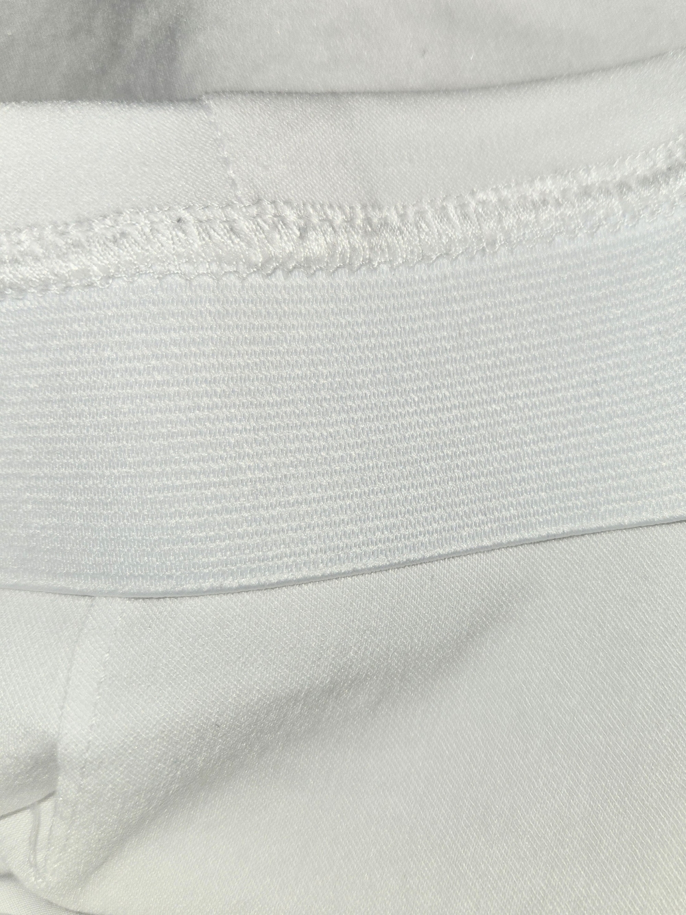 Chicos , White Tailored Stretch Crop Straight Ankle Pants Womens Size 00 Petite - Picture 8 of 9